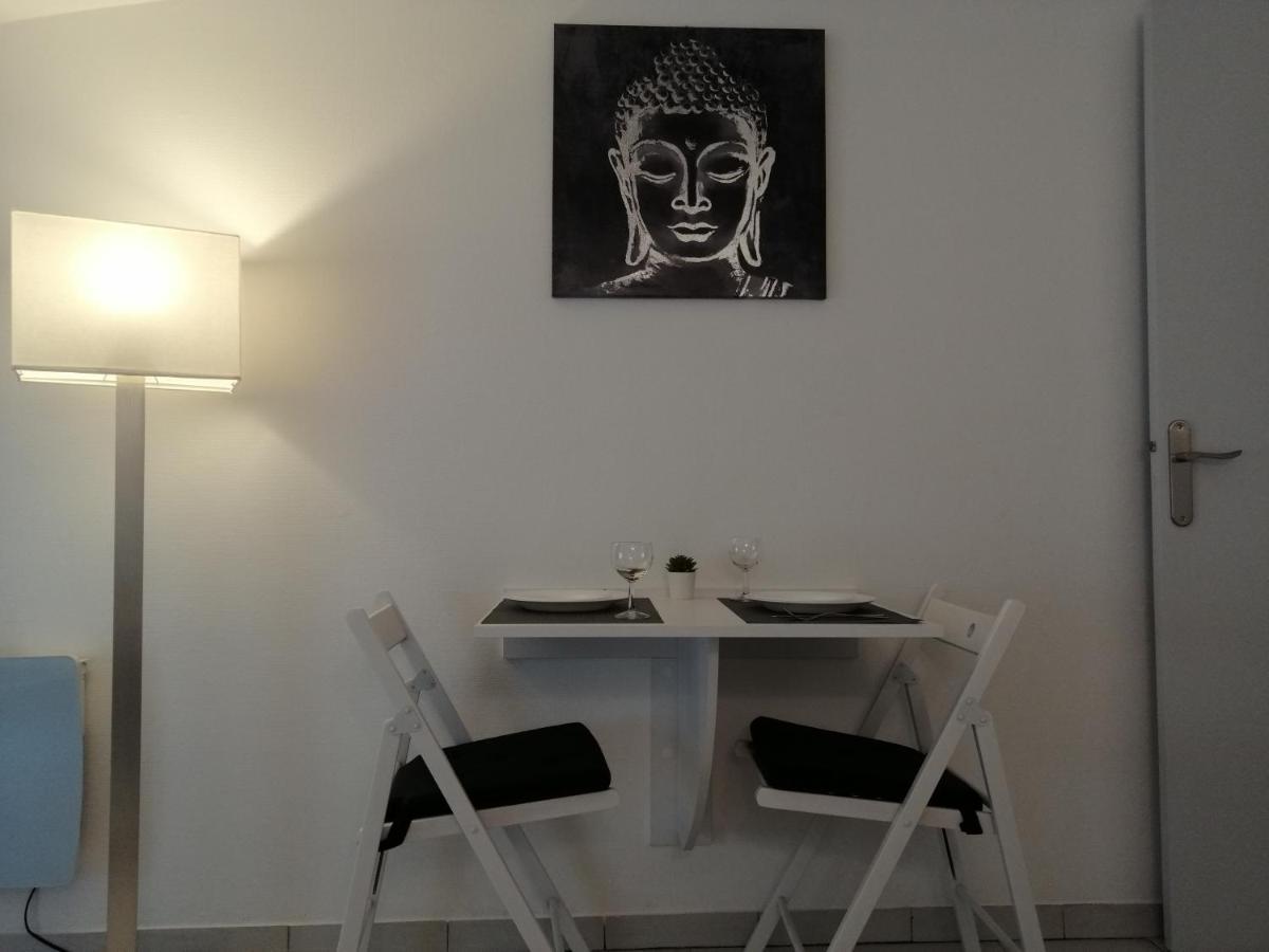 Apt T1 Cosy Et Ambiance Zen "Cottage De Moissac" ภายนอก รูปภาพ